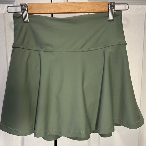 Baleaf Pants - NWT Baleaf Tennis Skort Sage Green SMALL UPF 50+ Key/Credit Card Pocket